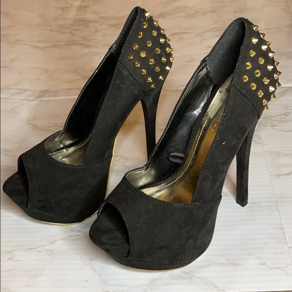 Forever 21 - Gold Spiked Stiletto Pumps